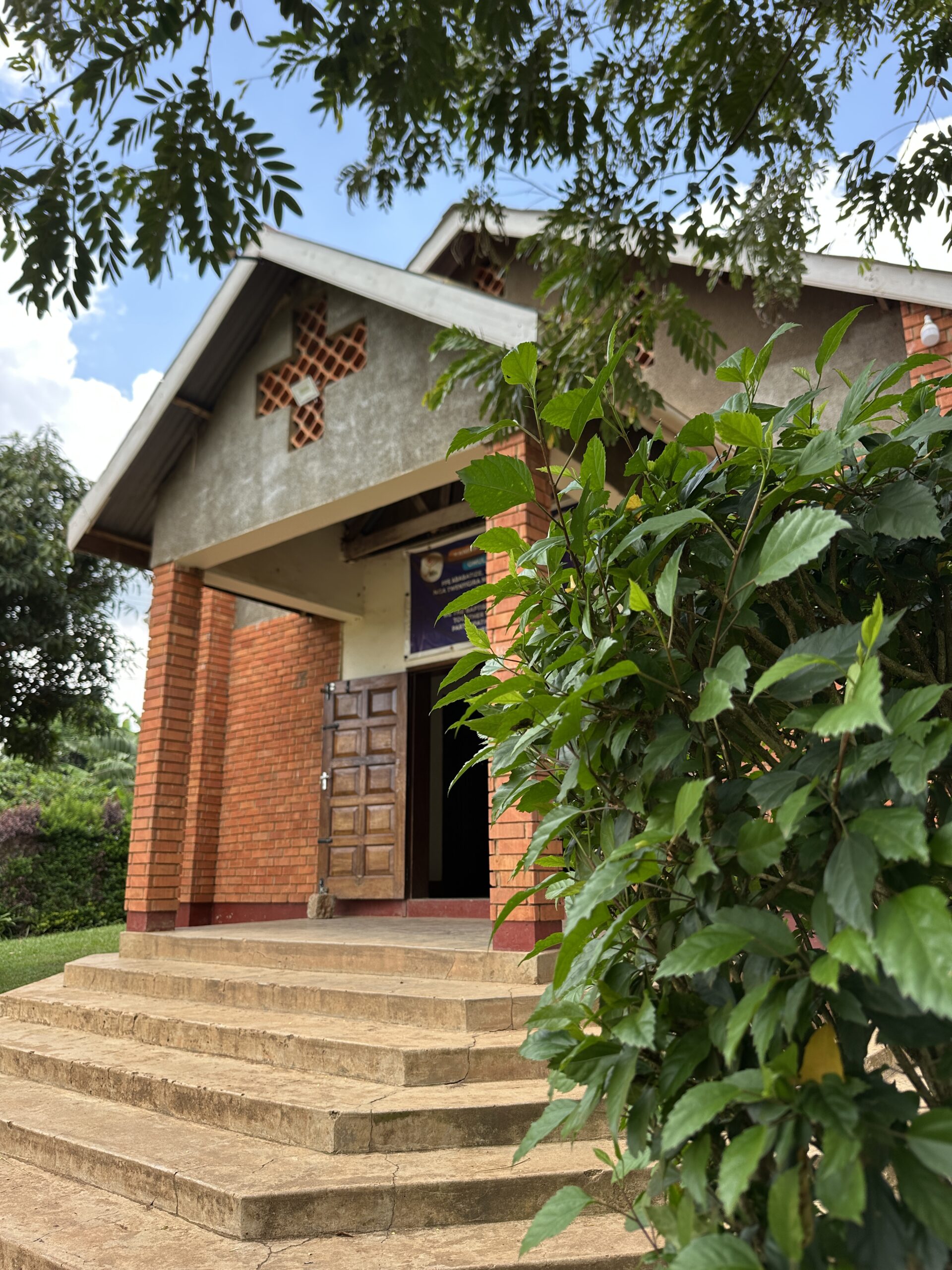 Youth Apostolate hosts visitors from Mulago parish